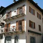 Casa Farfalla Каннобио