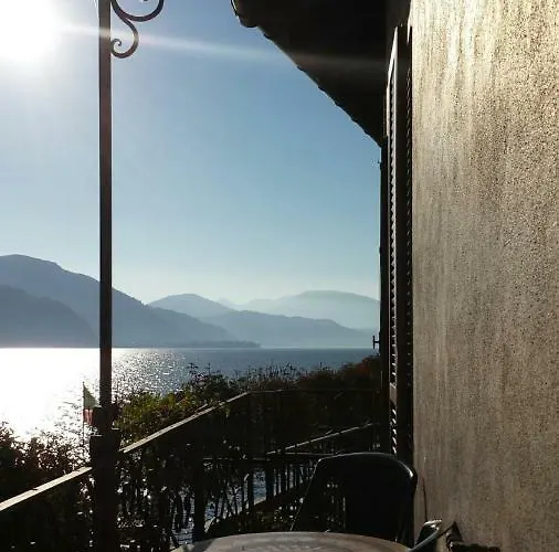 Casa Farfalla Feriehus Cannobio